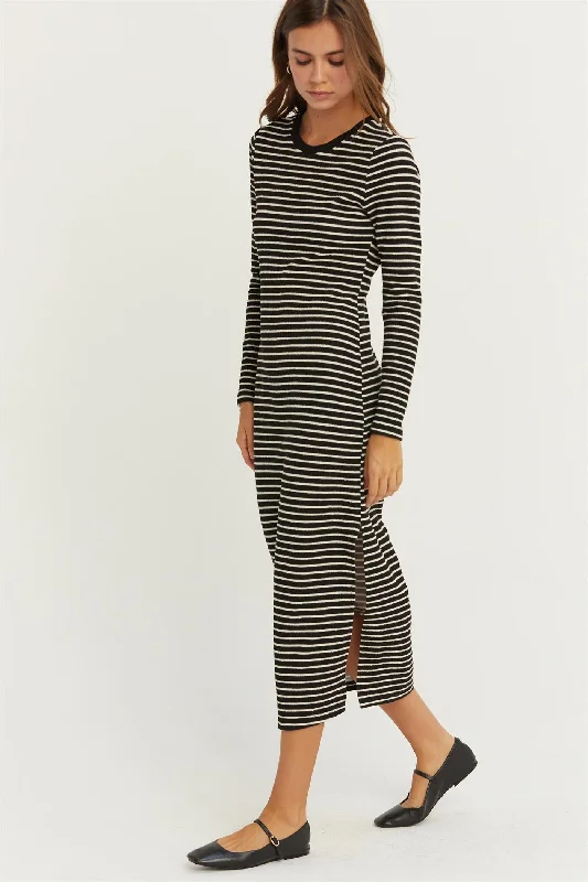 Forward Trendsetter Knit Striped Midi Dress