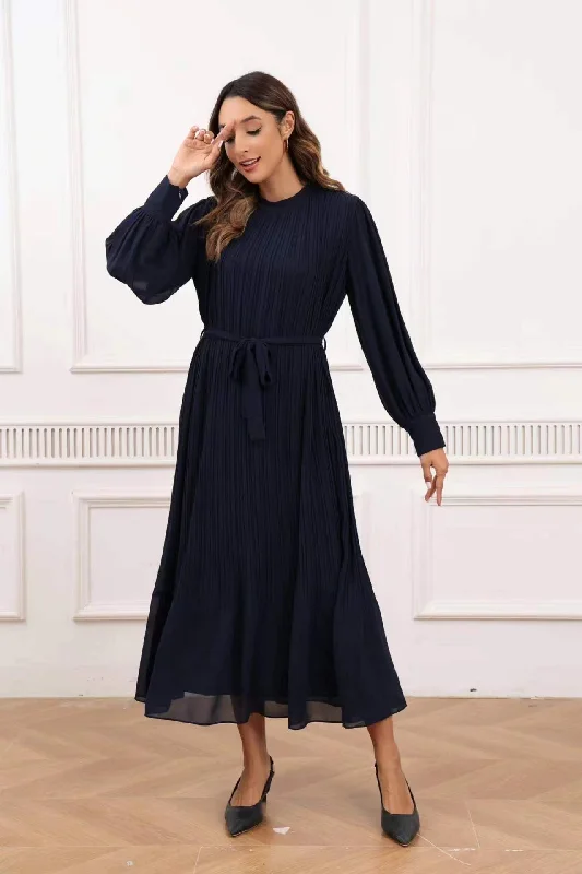 Casual Chic Navy Charm Midi Dress