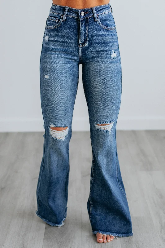 Must Haves Journee Risen Jeans