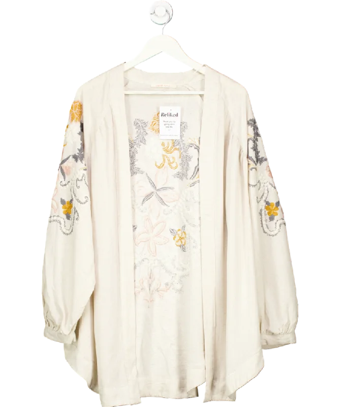 Elegant Fashion Jan & Nova Beige Floral Embroidered Kimono Shirt One Size